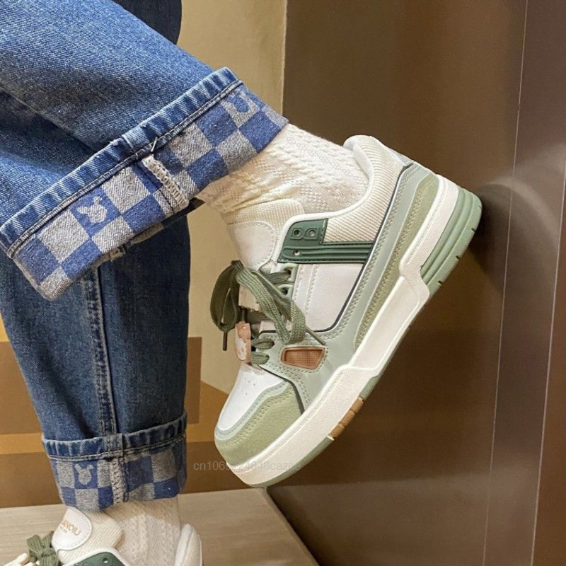 4-main-sanrio-baskets-en-cuir-pu-avec-decalcomanie-hello-kitty-chaussures-de-sport-decontractees-nouvelle-mode-polyvalente-y2k-2023