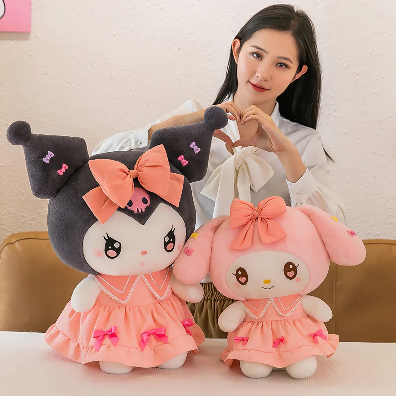 Peluche-douce-Sanurgente-Melody-Kuromi-jupe-princesse-Kawaii-peluche-Lolita-oreiller-lapin-dessin-anim-beurre-cadeau-4.webp