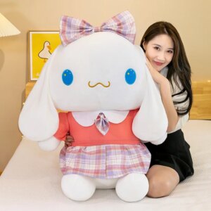 Peluche Cinnamoroll Robe Rouge